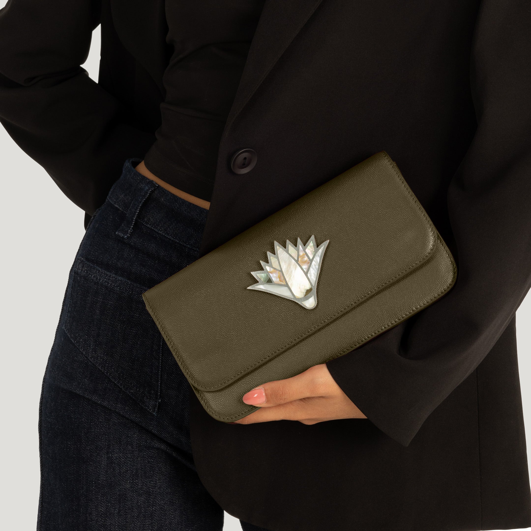 Signature Lotus in All Leather