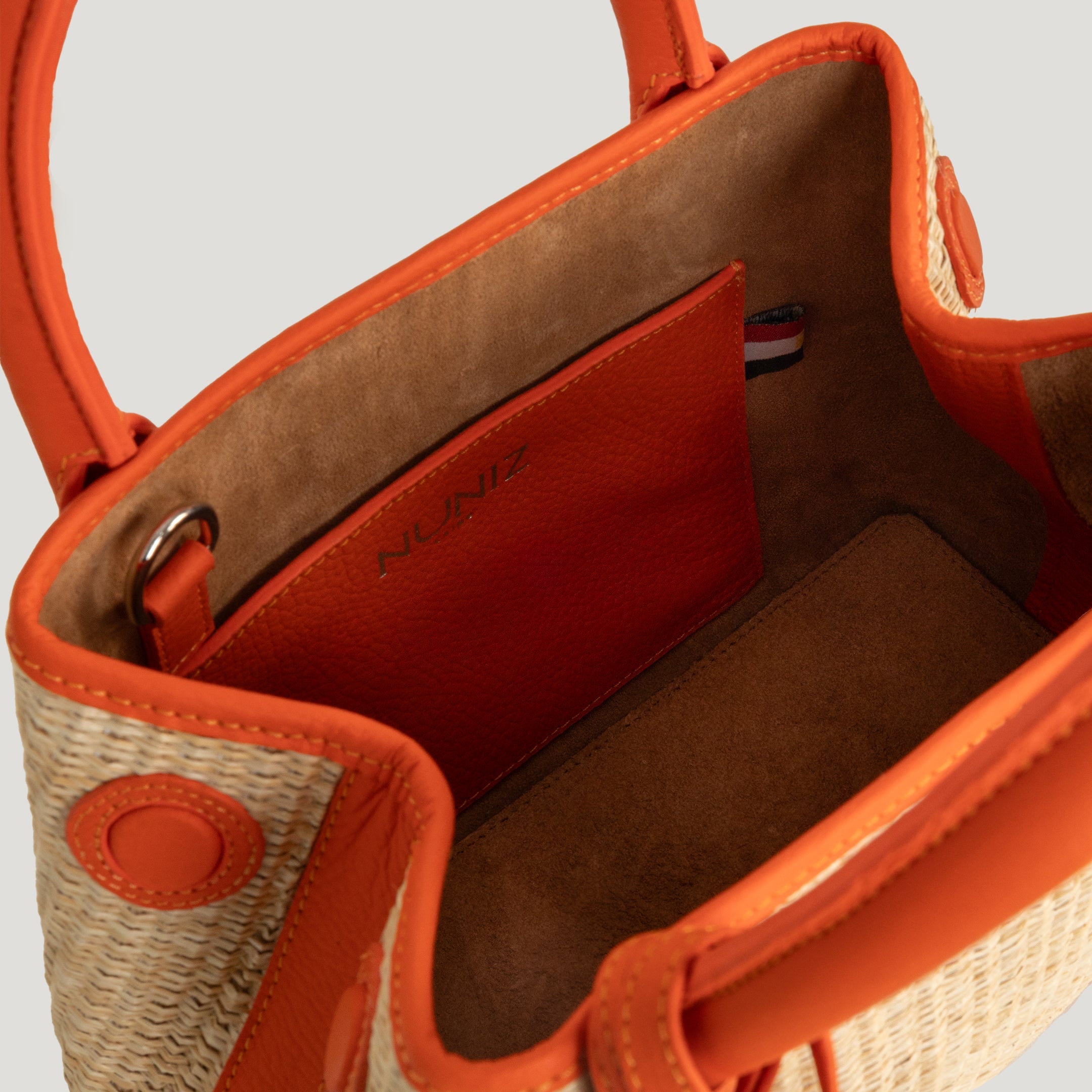 Downtown Half Day in Raffia