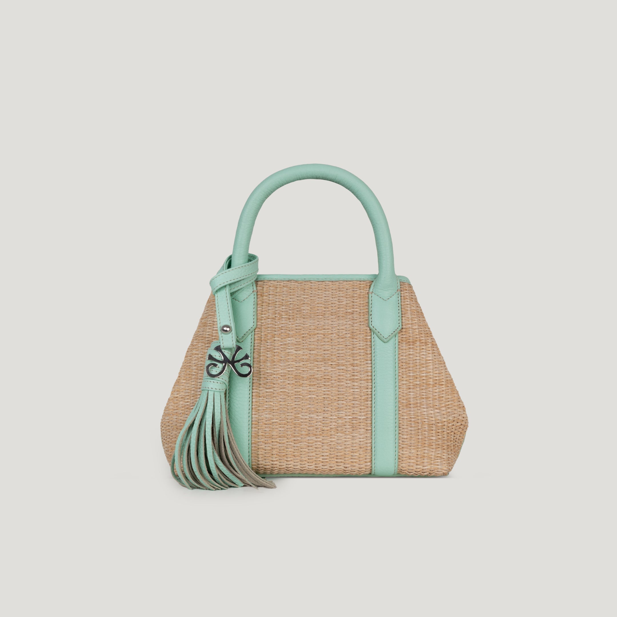 Downtown Half Day in Raffia