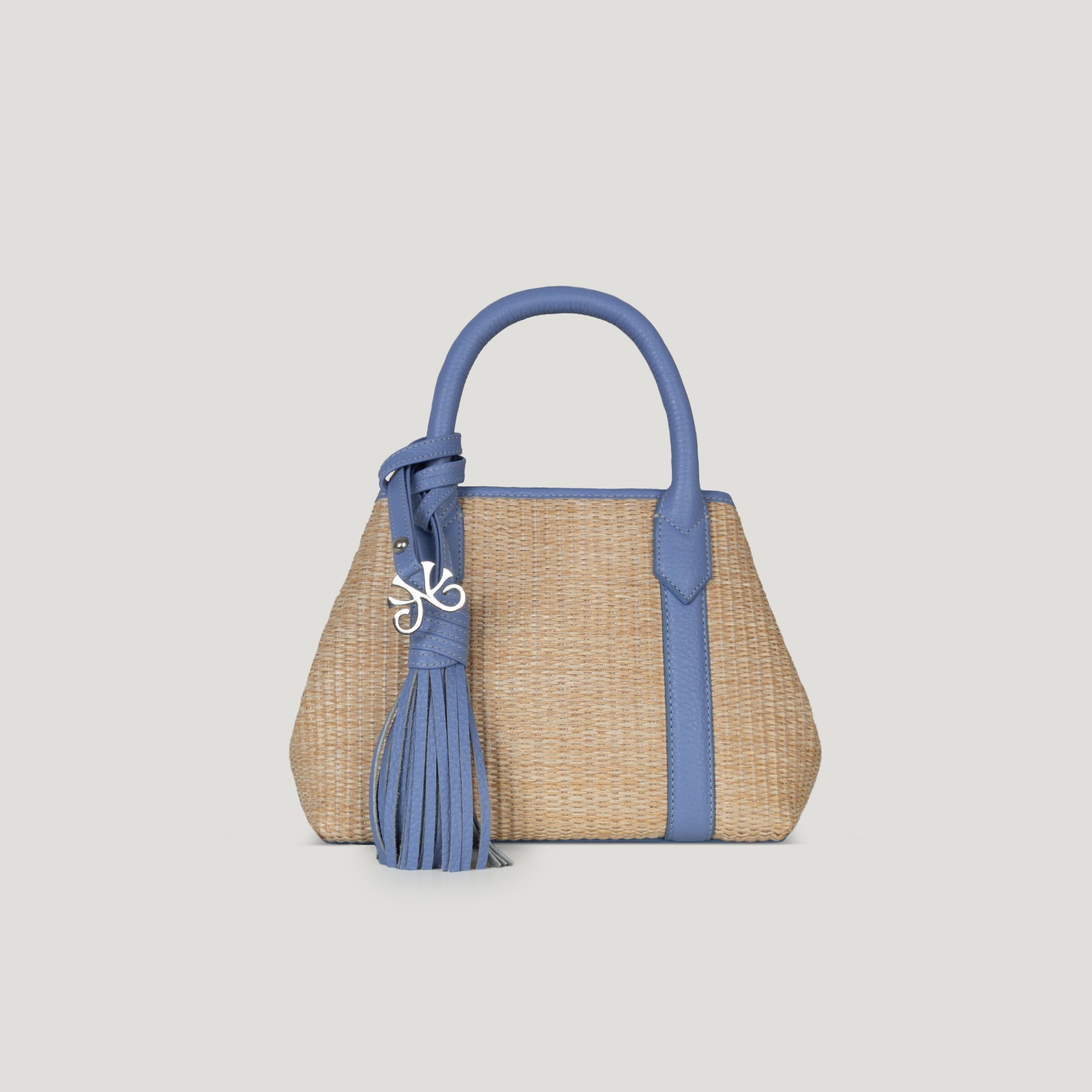 Downtown Half Day in Raffia