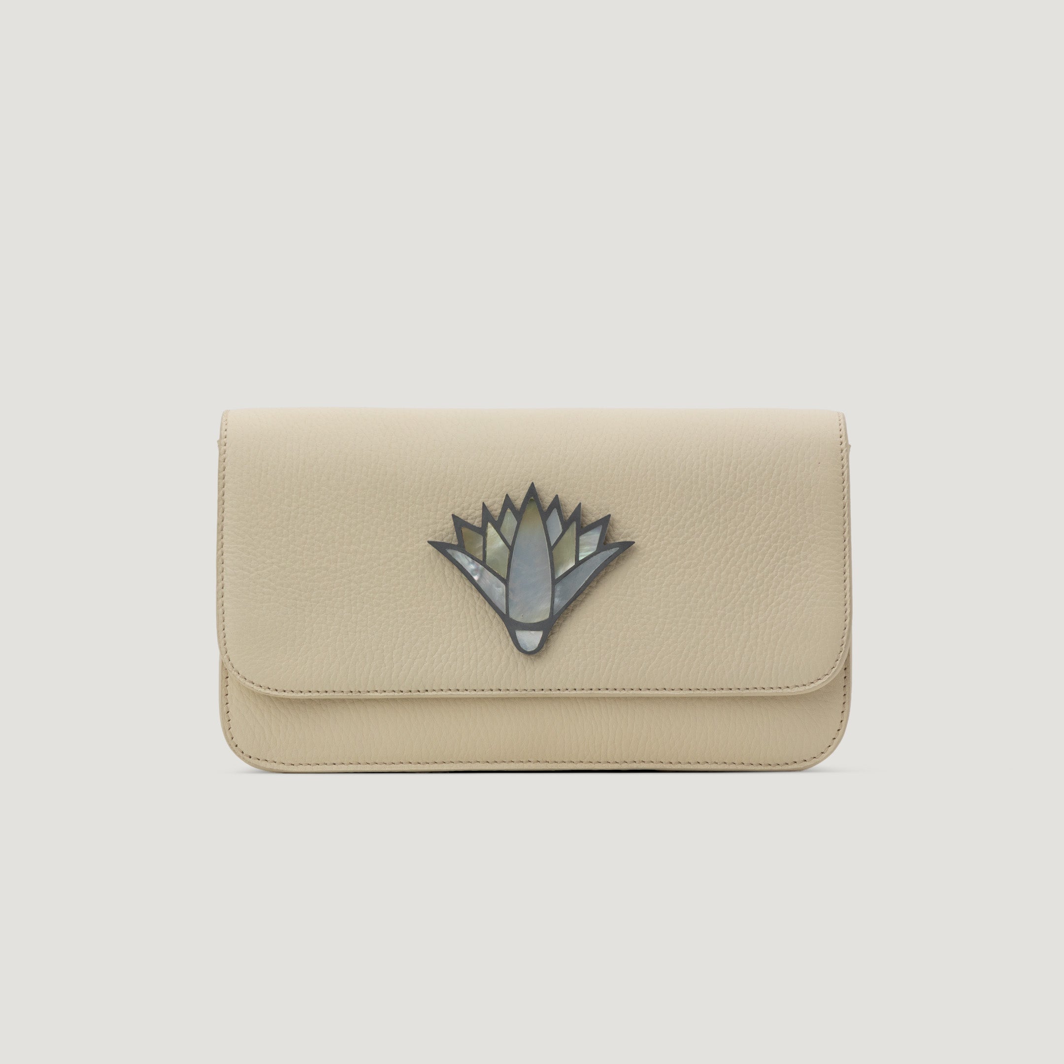 Signature Lotus in All Leather