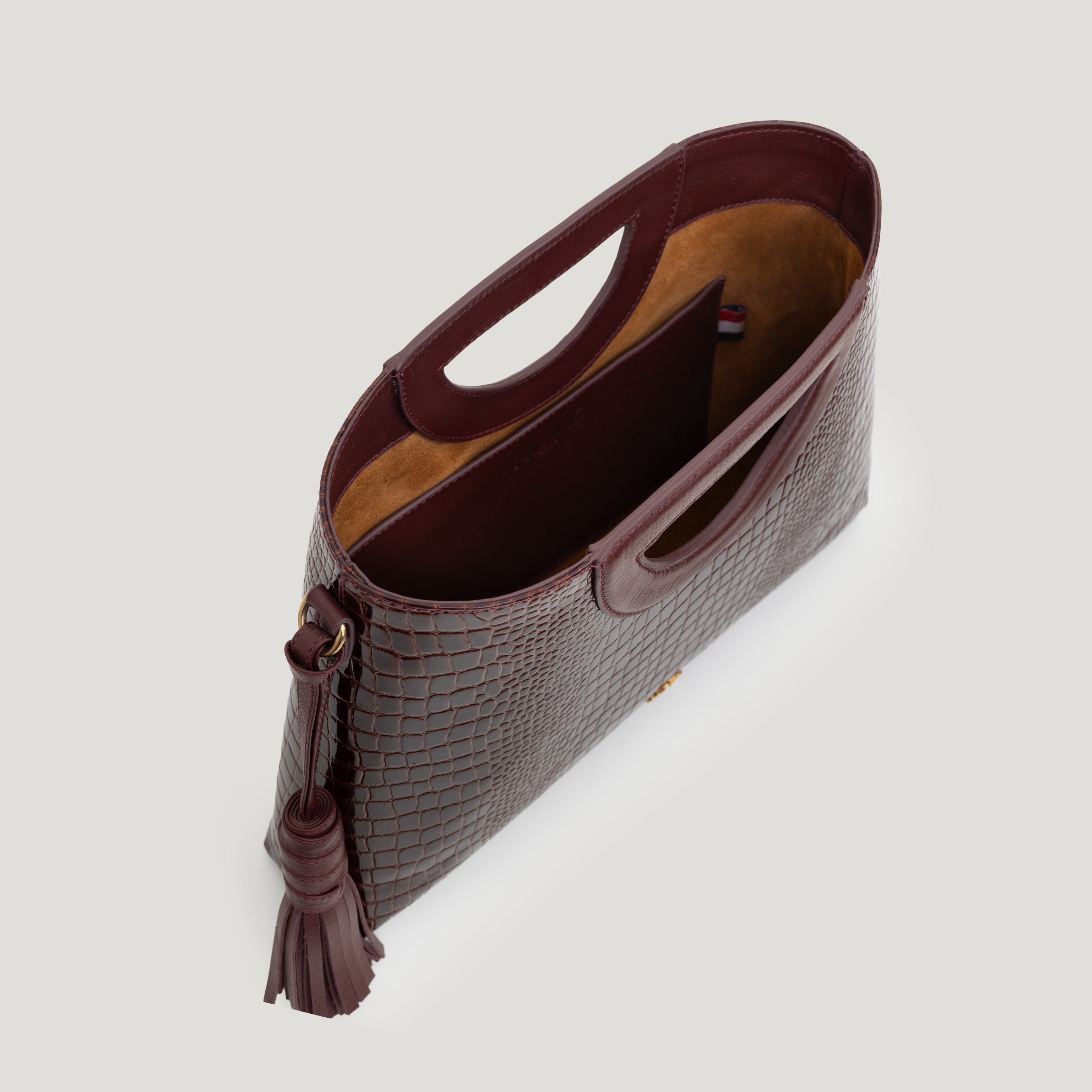 Oud in Crocodile
