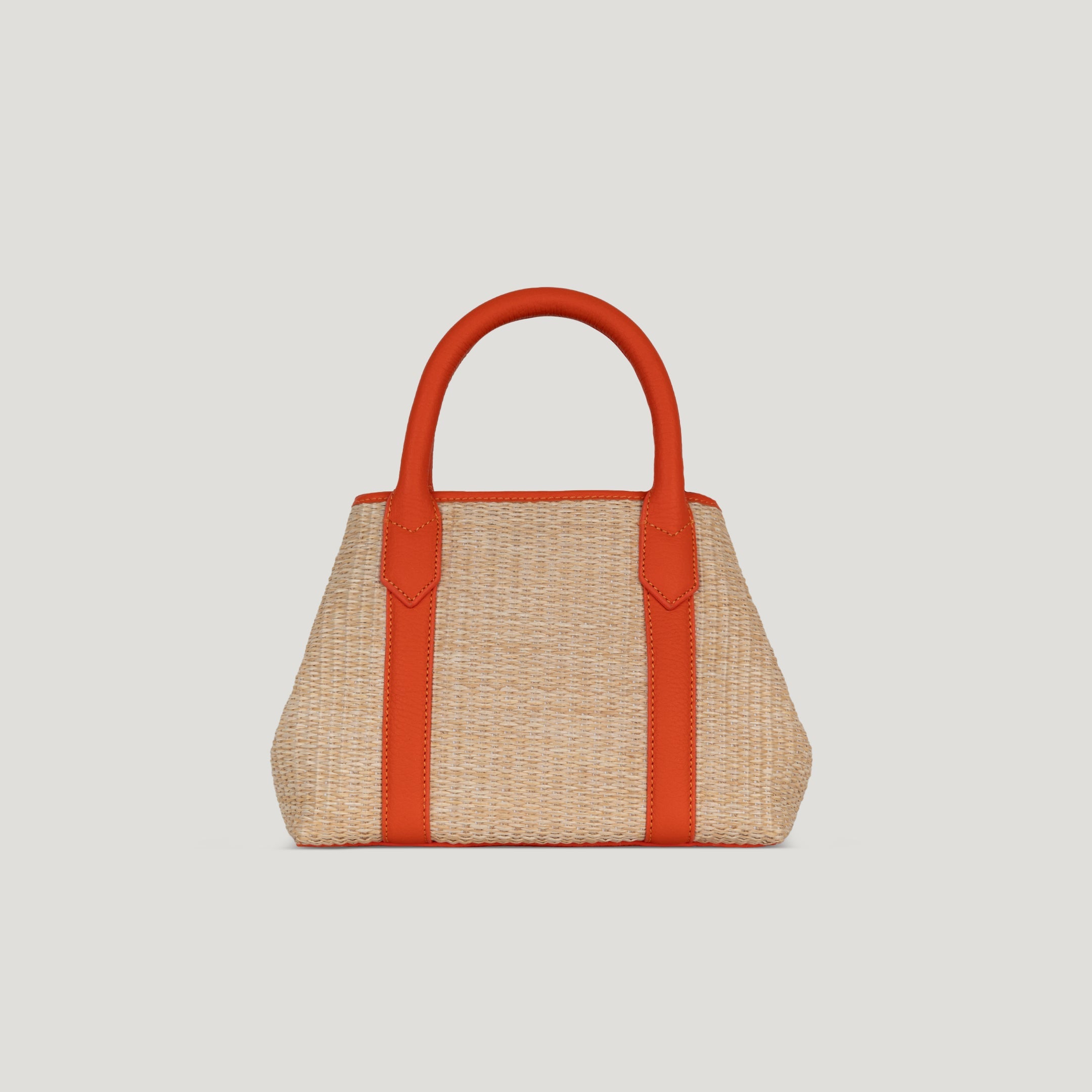 Downtown Half Day in Raffia